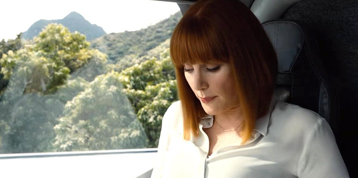 brycedallashoward-jurassicworld-00863.jpg