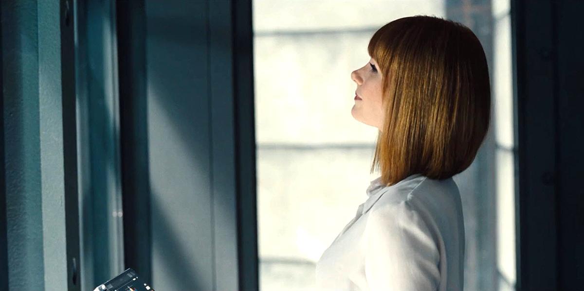 brycedallashoward-jurassicworld-01143.jpg