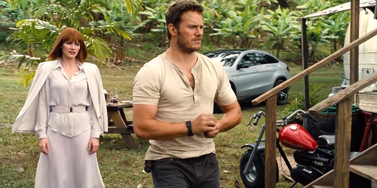 brycedallashoward-jurassicworld-01678.jpg