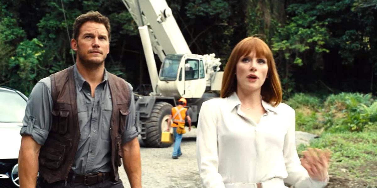 brycedallashoward-jurassicworld-01834.jpg