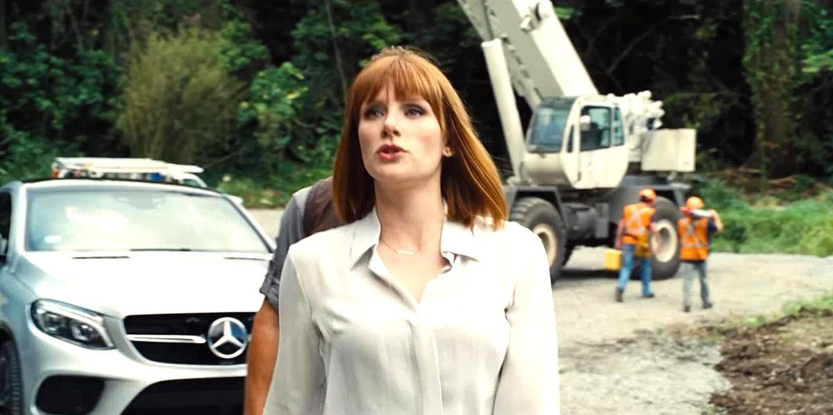 brycedallashoward-jurassicworld-01836.jpg