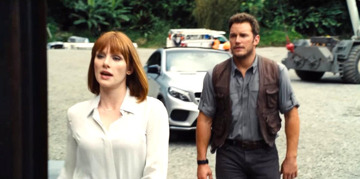 brycedallashoward-jurassicworld-01838.jpg