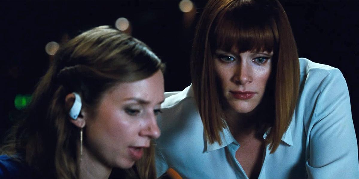brycedallashoward-jurassicworld-03606.jpg