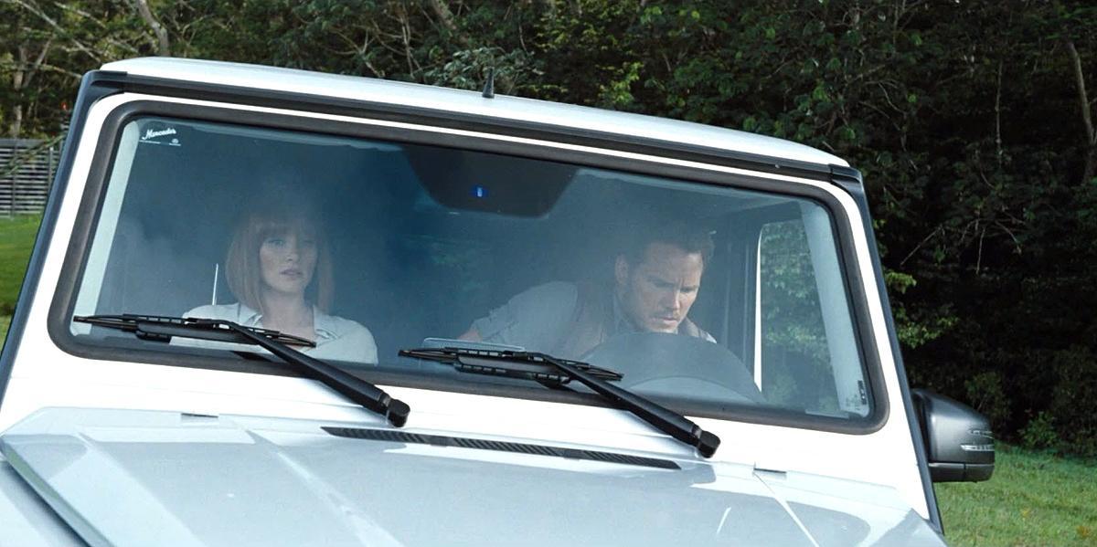 brycedallashoward-jurassicworld-03931.jpg