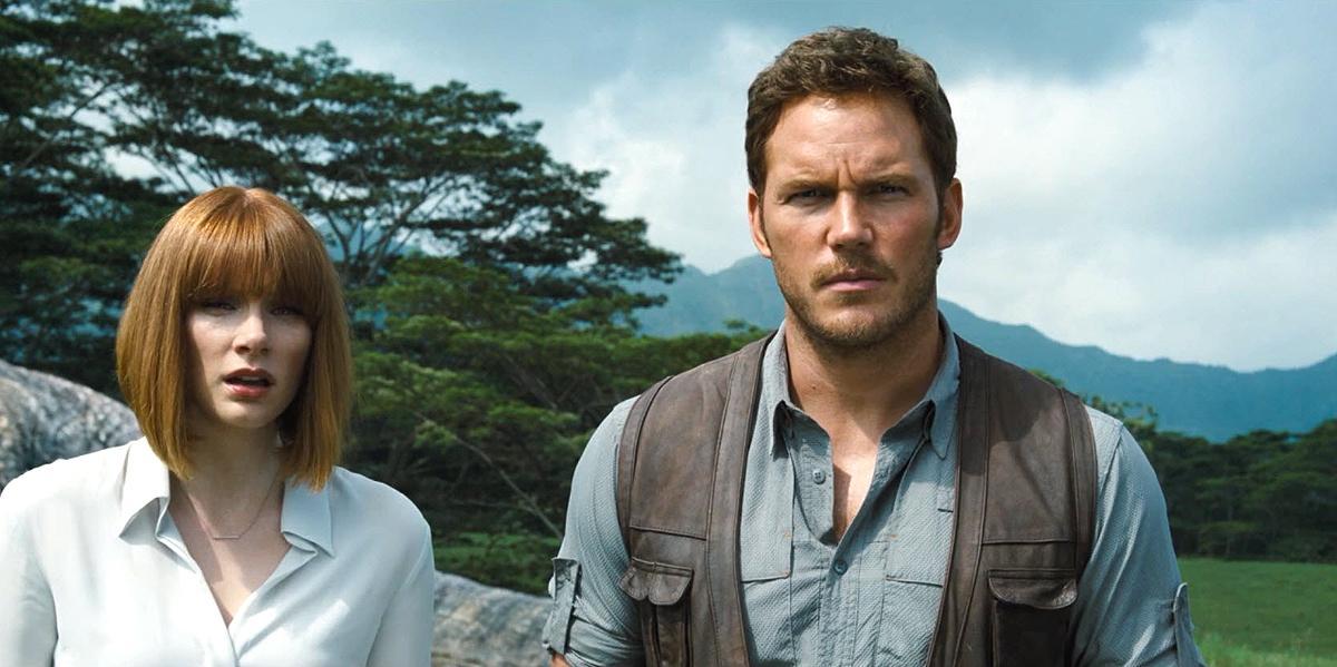 brycedallashoward-jurassicworld-04058.jpg