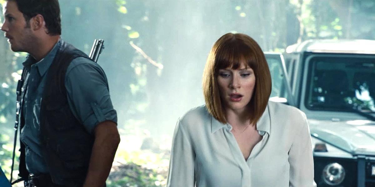 brycedallashoward-jurassicworld-04118.jpg