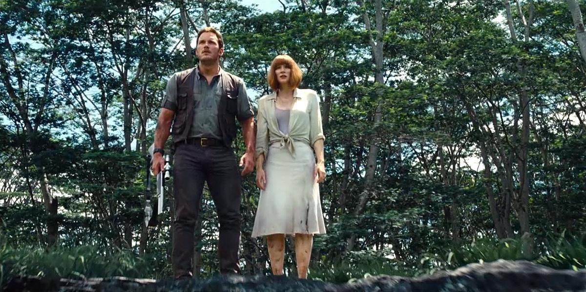 brycedallashoward-jurassicworld-04798.jpg
