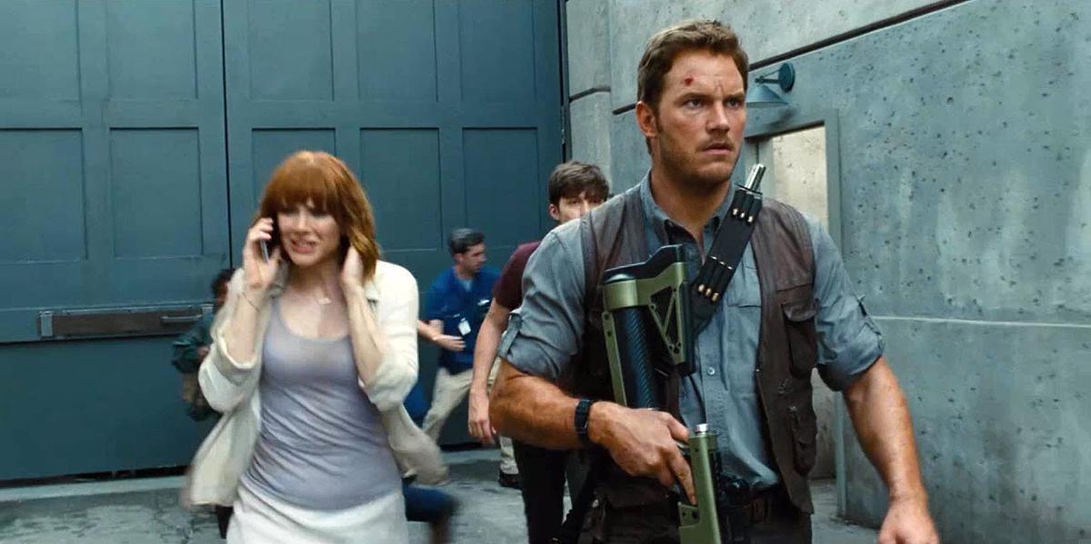 brycedallashoward-jurassicworld-05179.jpg