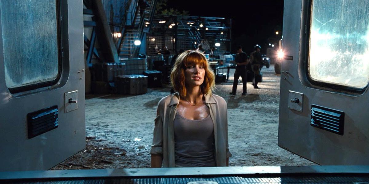 brycedallashoward-jurassicworld-05396.jpg