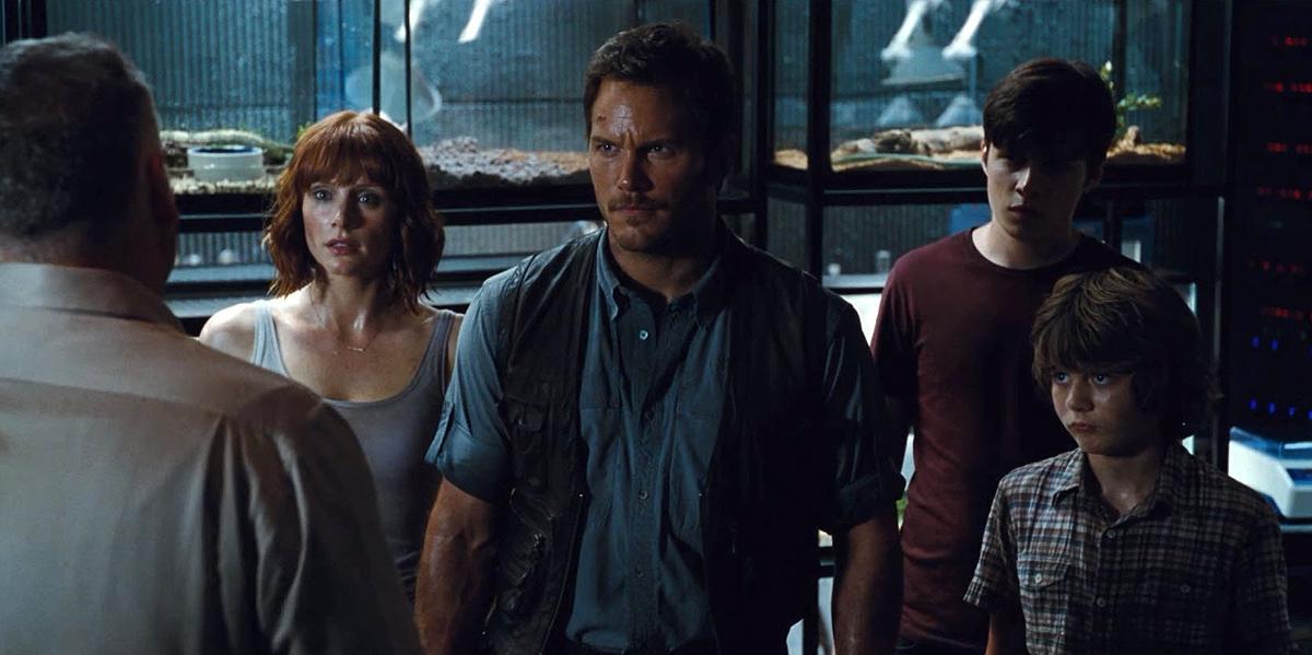 brycedallashoward-jurassicworld-06251.jpg