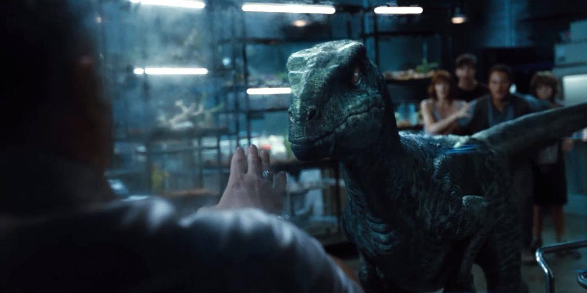 brycedallashoward-jurassicworld-06274.jpg