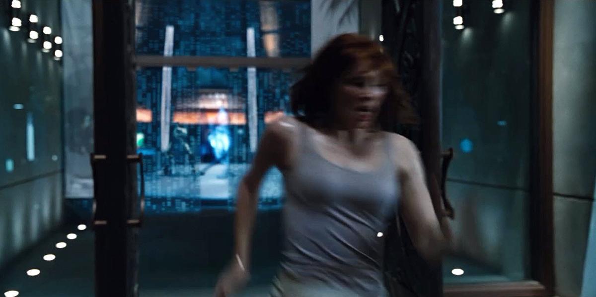 brycedallashoward-jurassicworld-06309.jpg