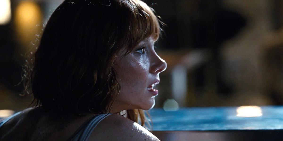 brycedallashoward-jurassicworld-06447.jpg