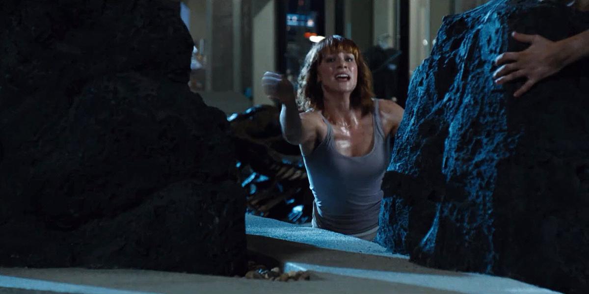 brycedallashoward-jurassicworld-06673.jpg