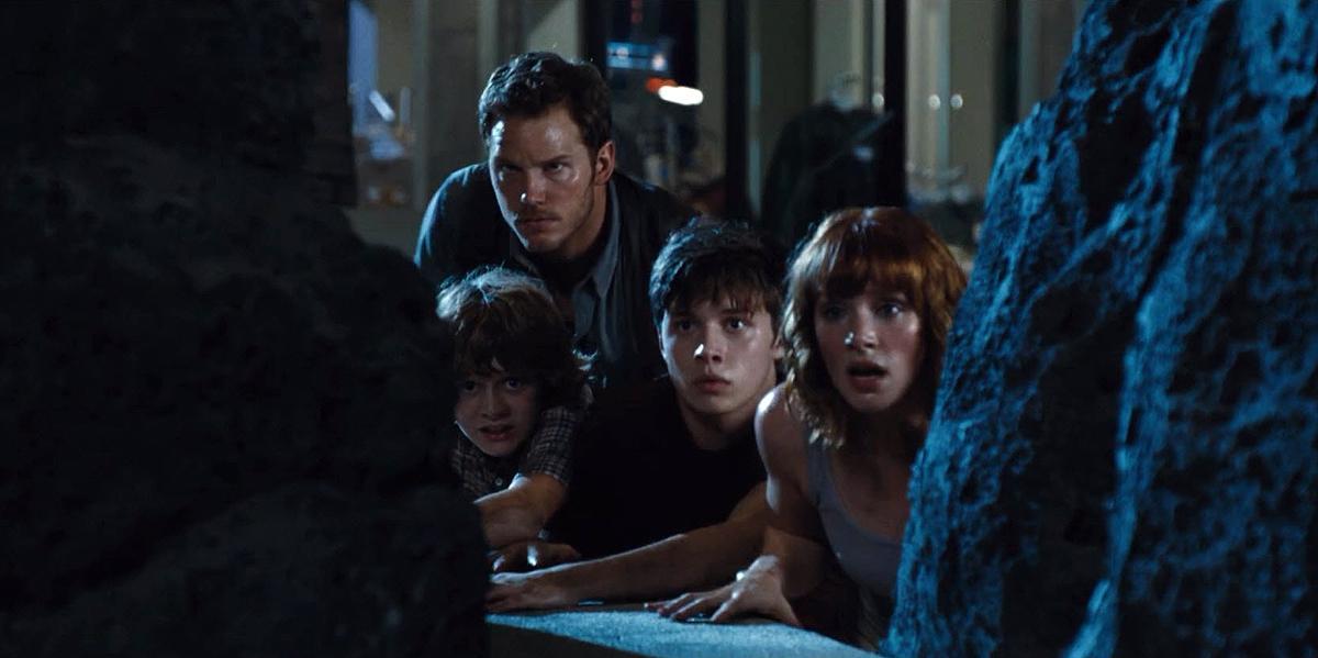 brycedallashoward-jurassicworld-06676.jpg