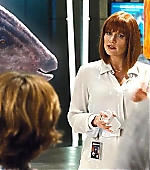 brycedallashoward-jurassicworld-00700.jpg