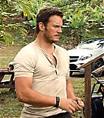 brycedallashoward-jurassicworld-01679.jpg