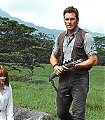 brycedallashoward-jurassicworld-04039.jpg