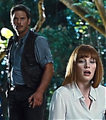 brycedallashoward-jurassicworld-04128.jpg
