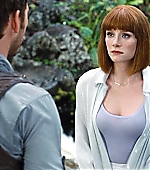 brycedallashoward-jurassicworld-04173.jpg