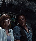 brycedallashoward-jurassicworld-04607.jpg