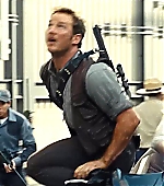 brycedallashoward-jurassicworld-04961.jpg