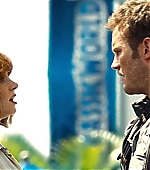 brycedallashoward-jurassicworld-05097.jpg