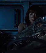 brycedallashoward-jurassicworld-05901.jpg