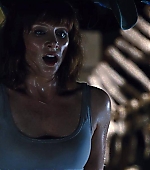brycedallashoward-jurassicworld-06453.jpg
