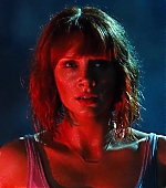 brycedallashoward-jurassicworld-06563.jpg