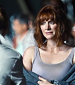 brycedallashoward-jurassicworld-06890.jpg
