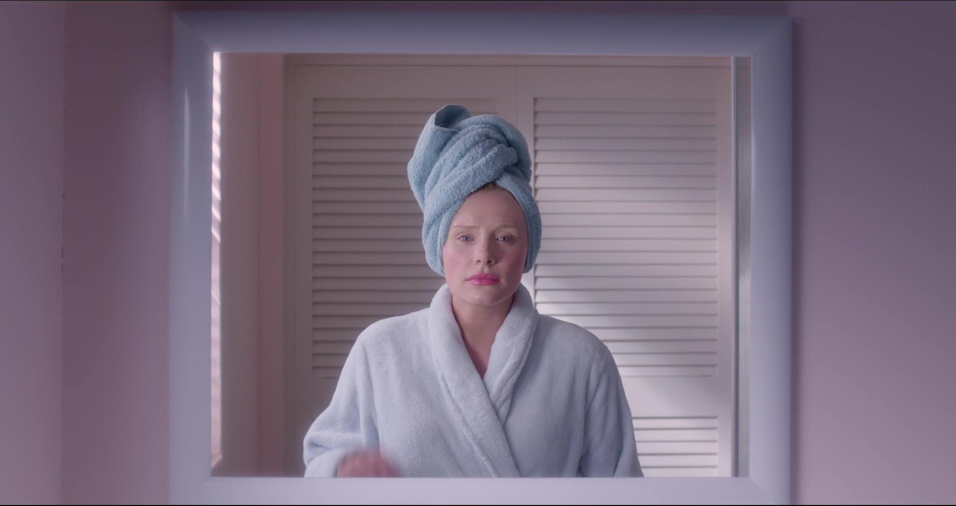 BlackMirror_2811229.jpg