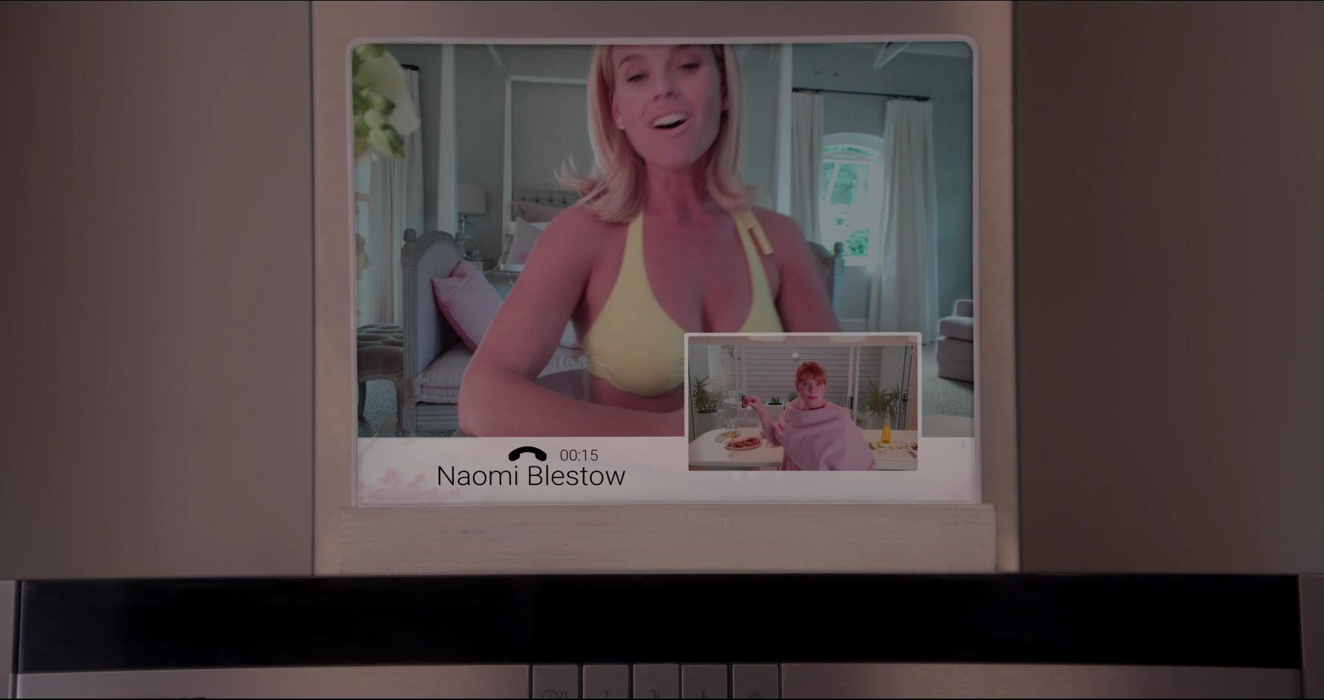BlackMirror_28113829.jpg
