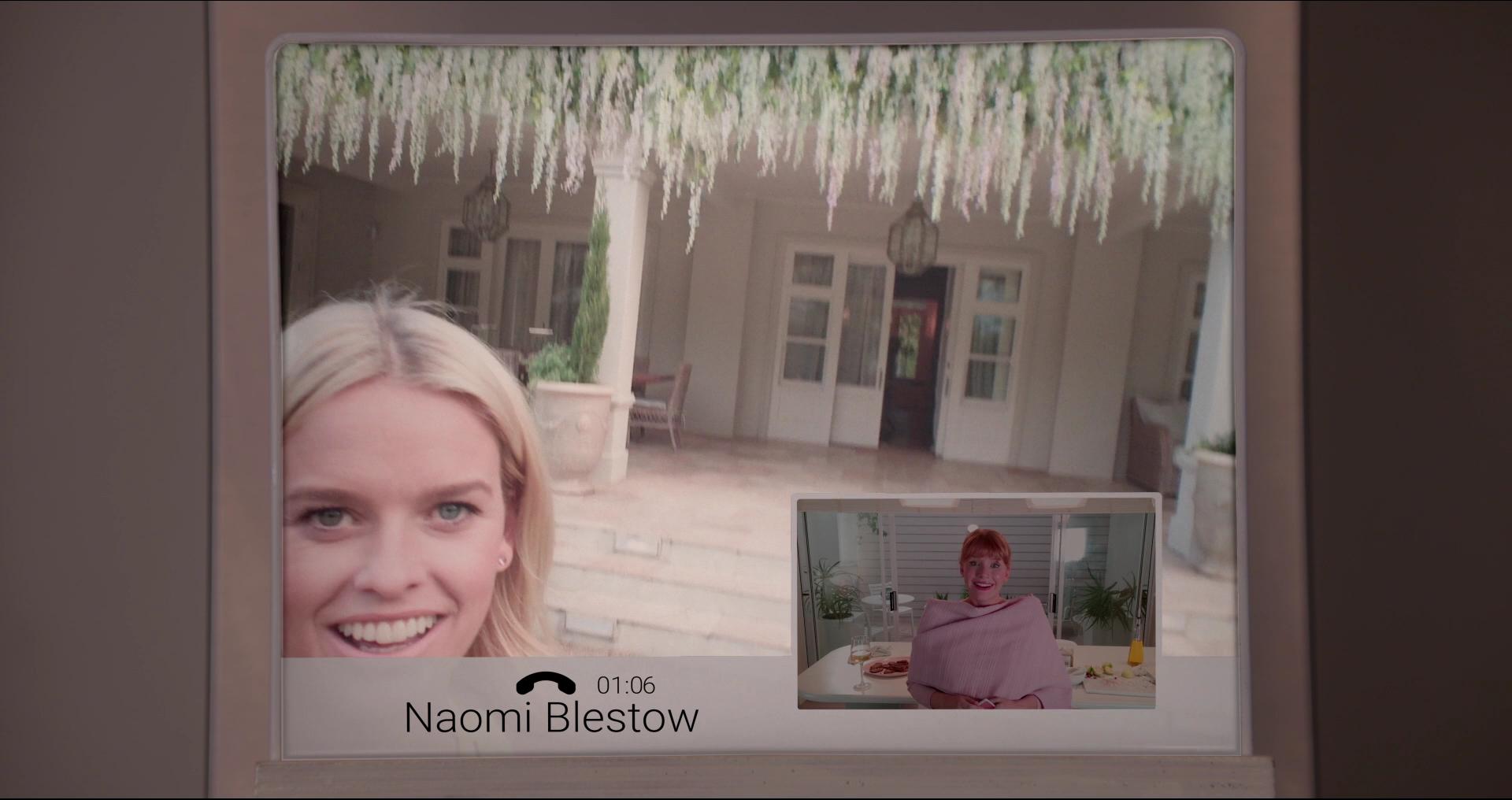 BlackMirror_28122129.jpg