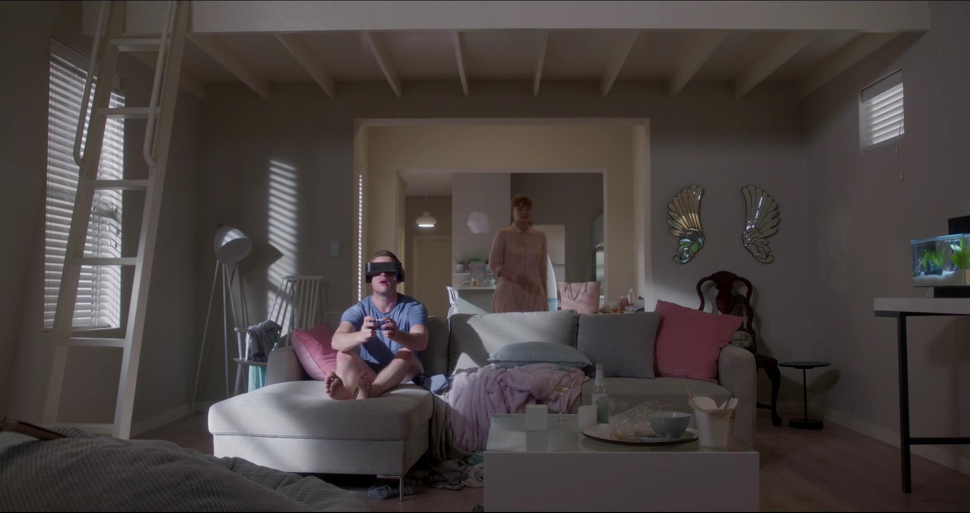 BlackMirror_2812429.jpg