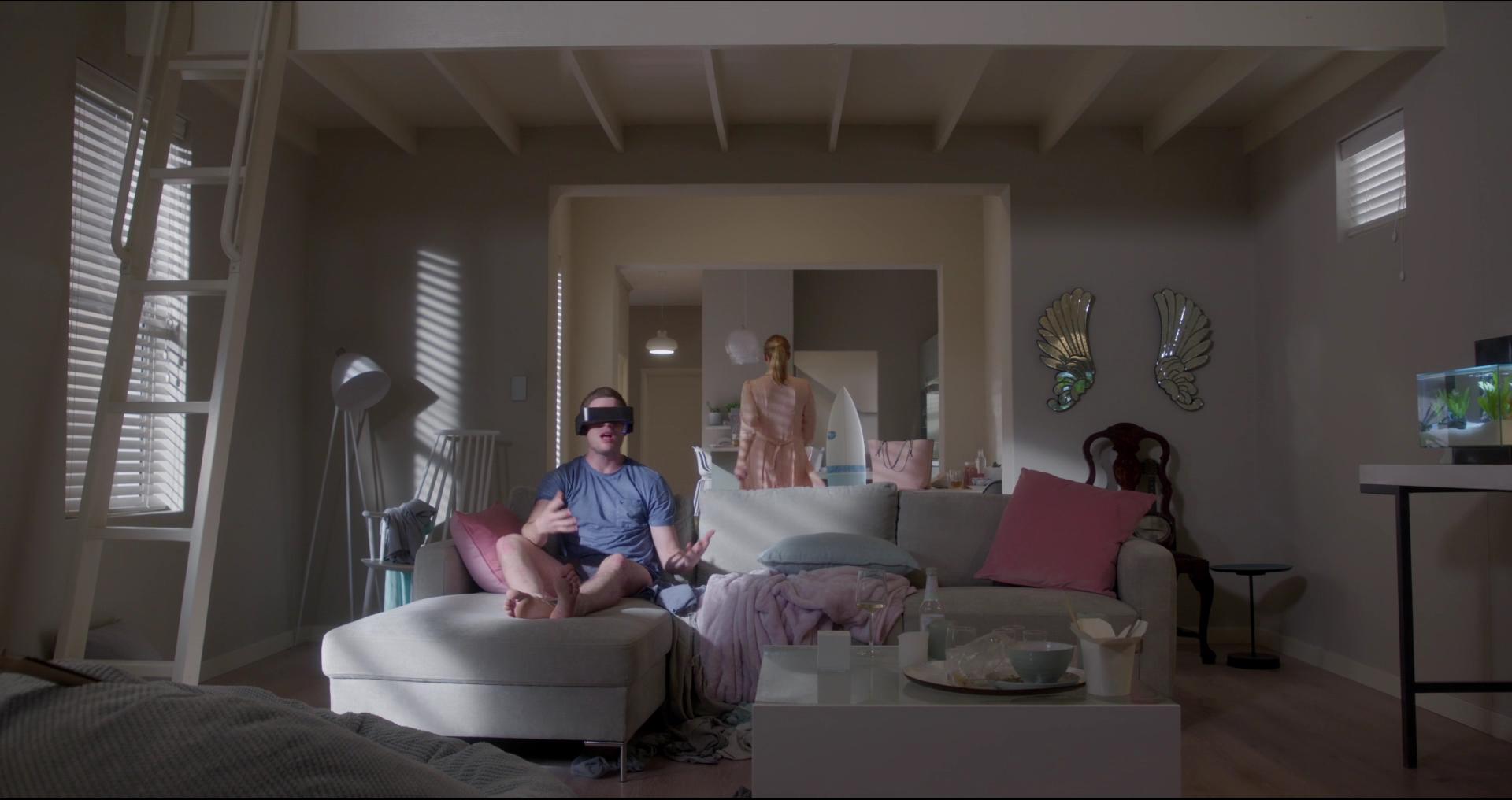 BlackMirror_2813229.jpg