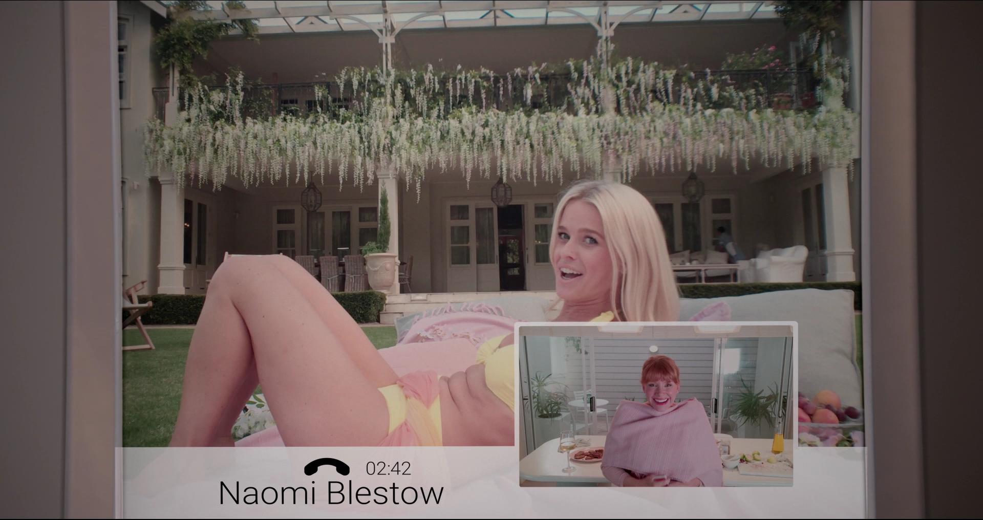 BlackMirror_28136029.jpg