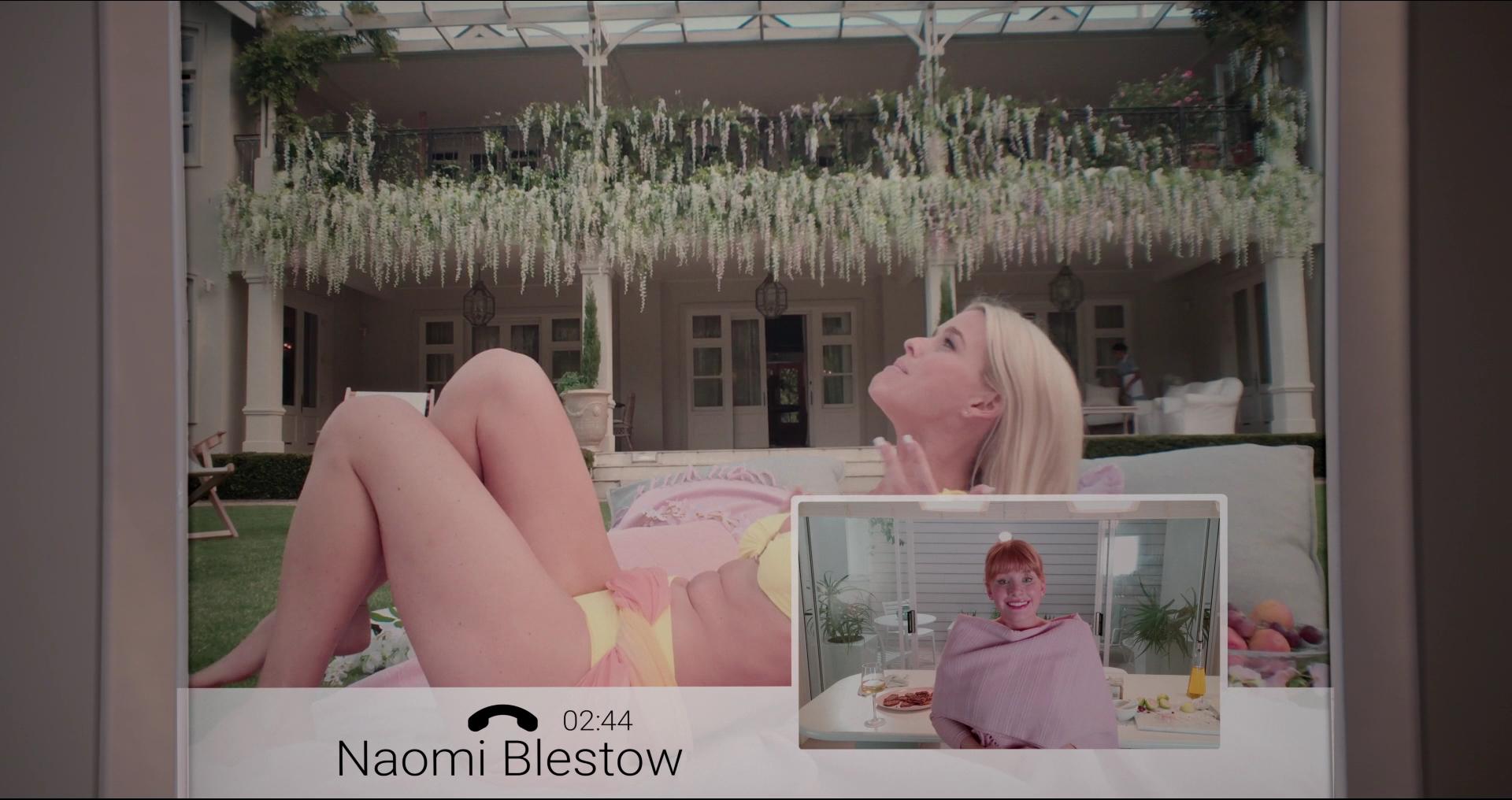 BlackMirror_28136329.jpg