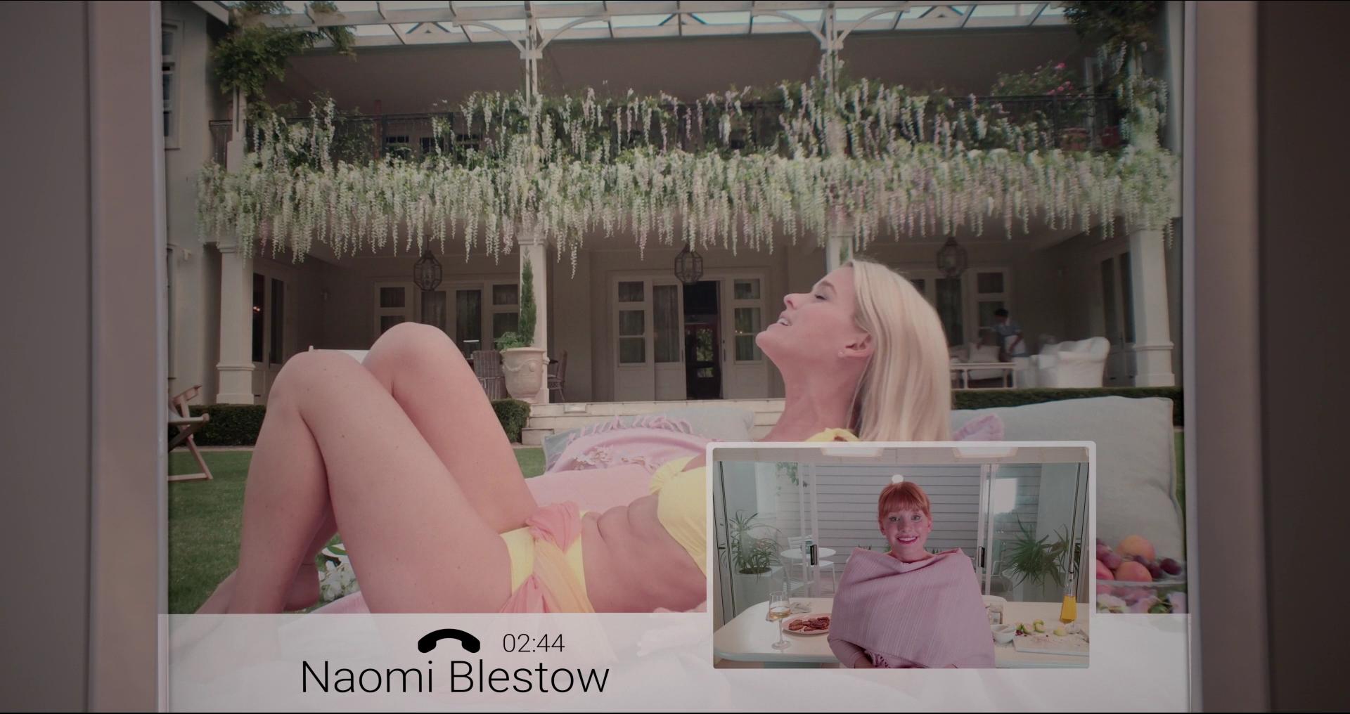 BlackMirror_28136429.jpg