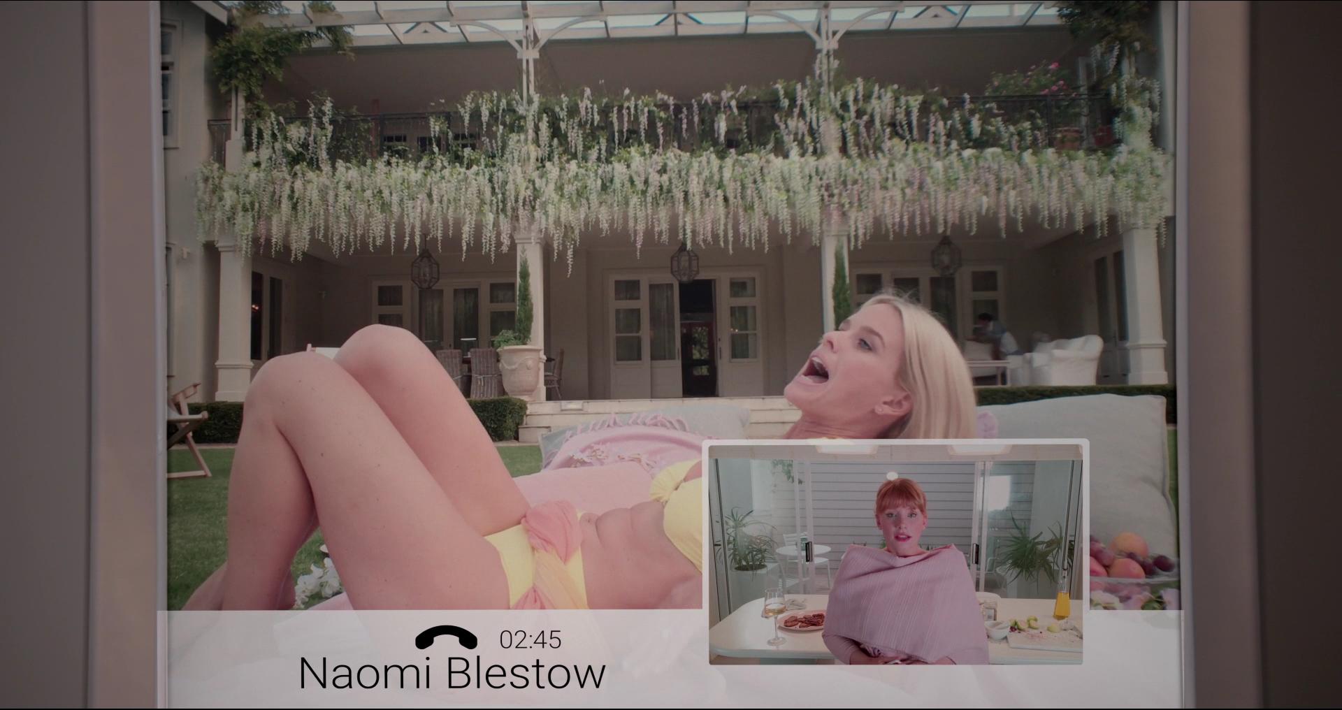 BlackMirror_28136529.jpg