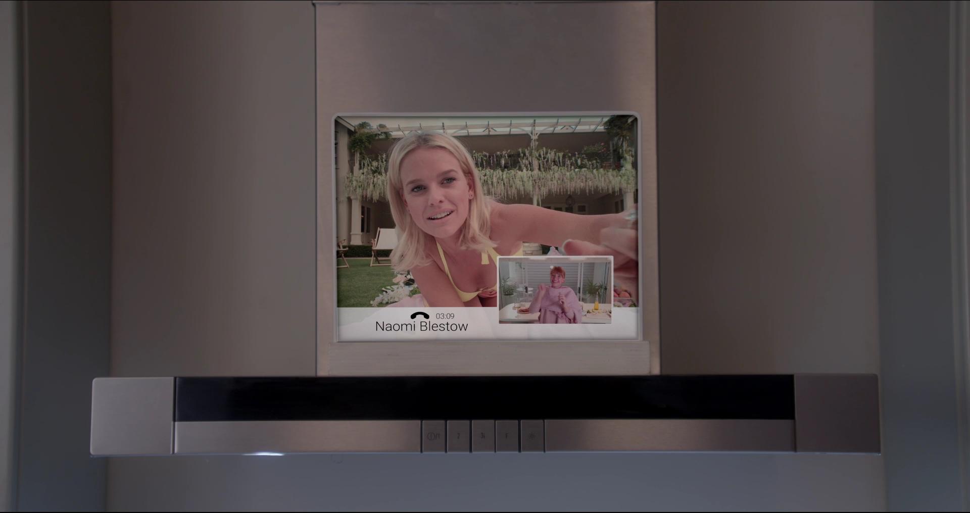 BlackMirror_28140729.jpg