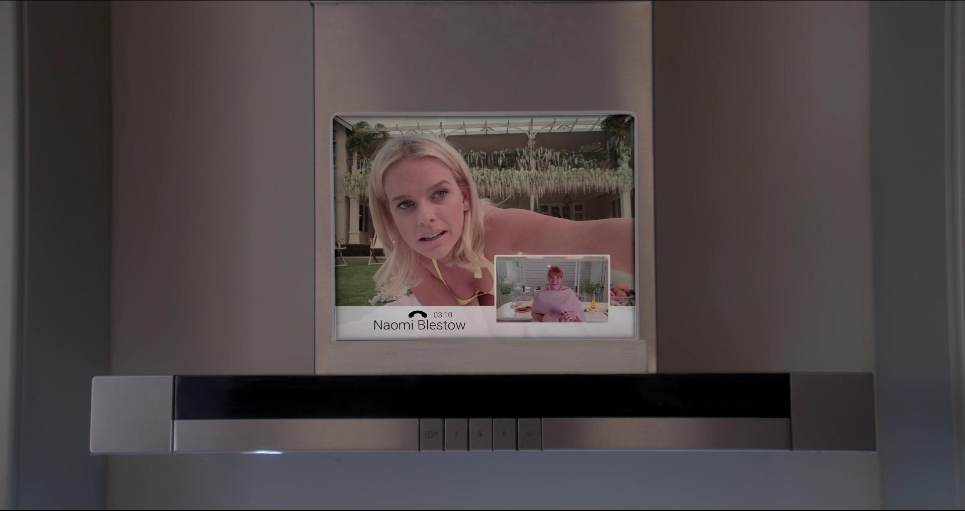 BlackMirror_28140829.jpg