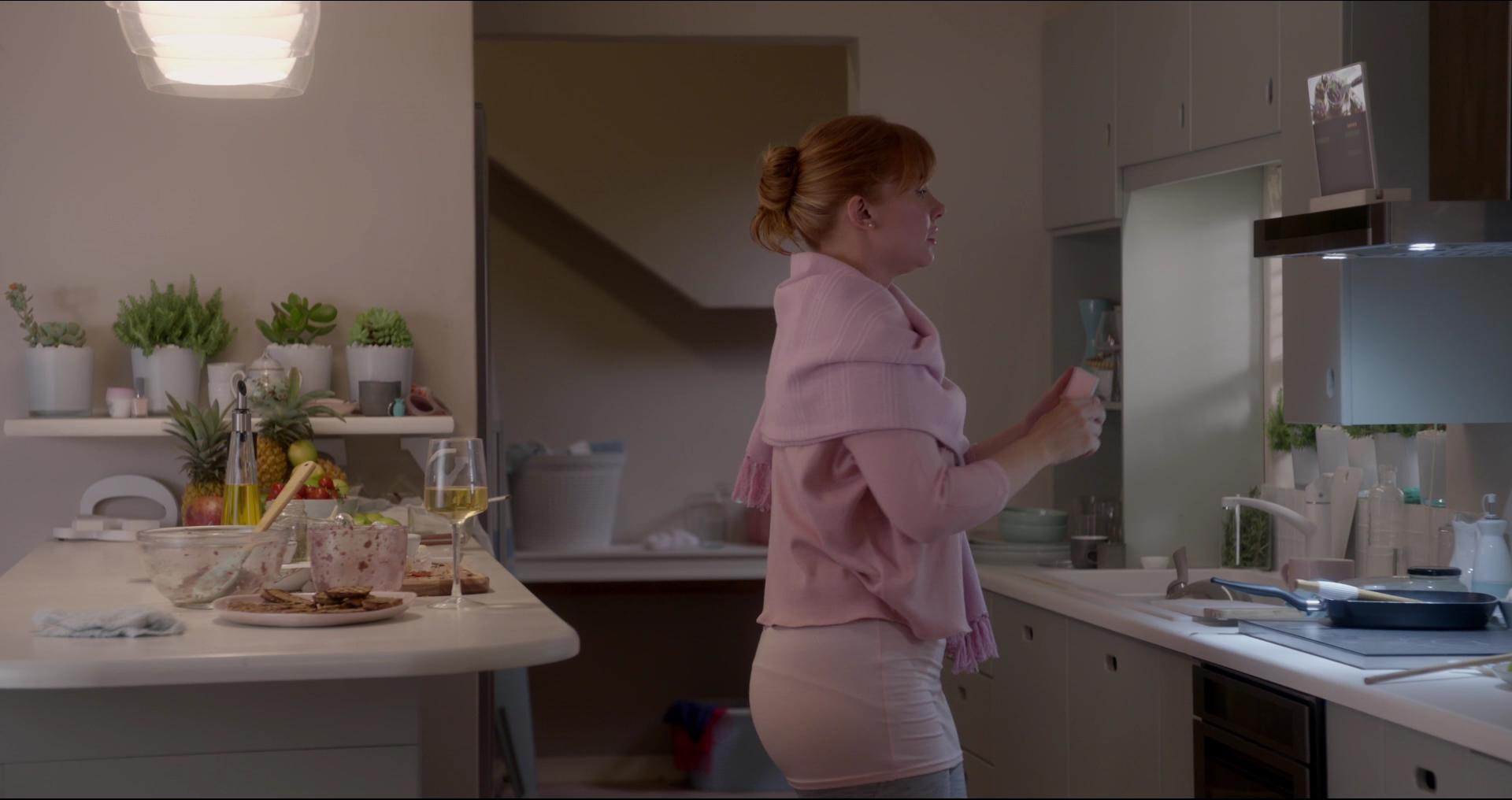 BlackMirror_28141529.jpg BlackMirror_28141529.jpg