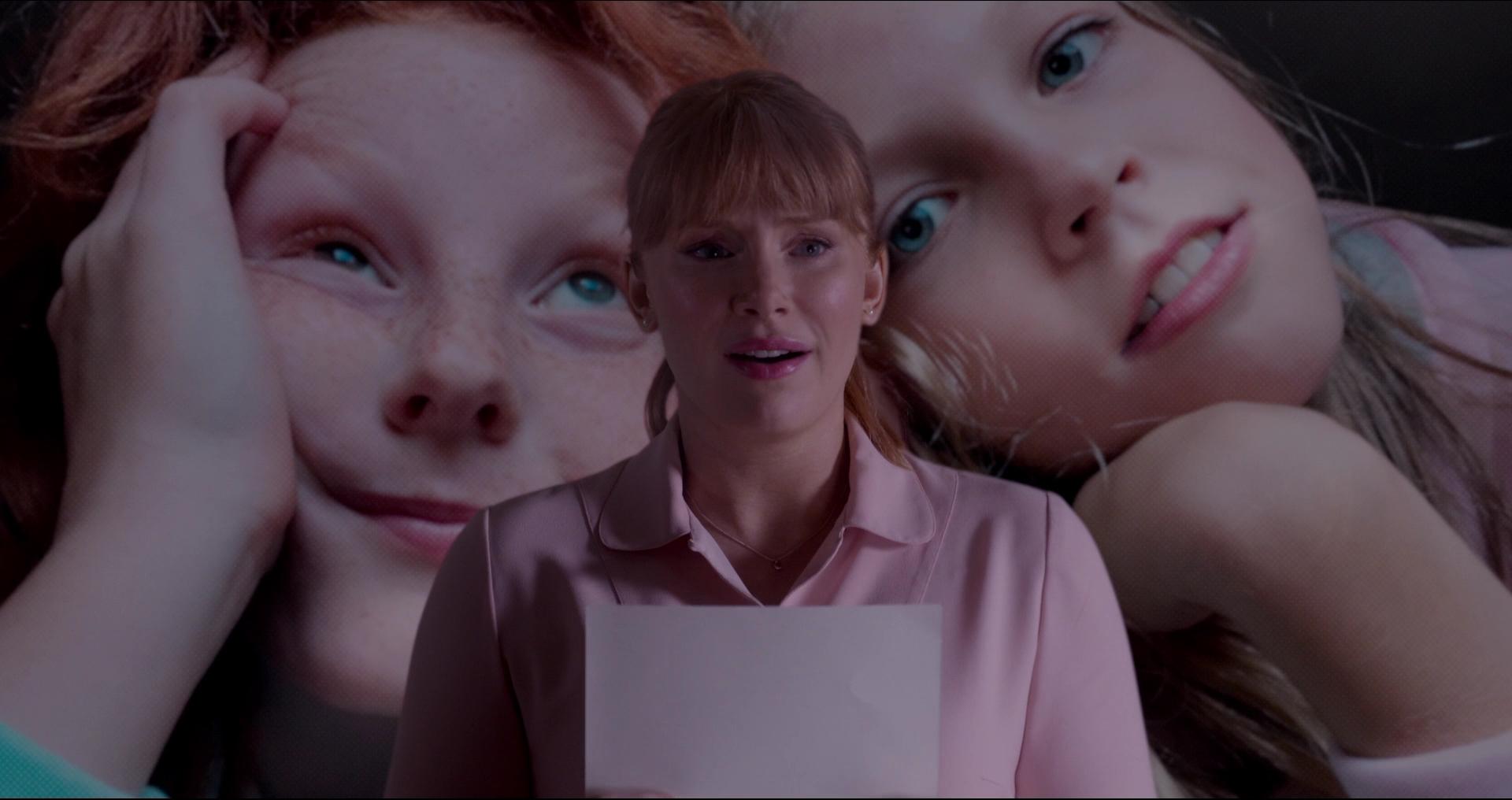 BlackMirror_28151029.jpg