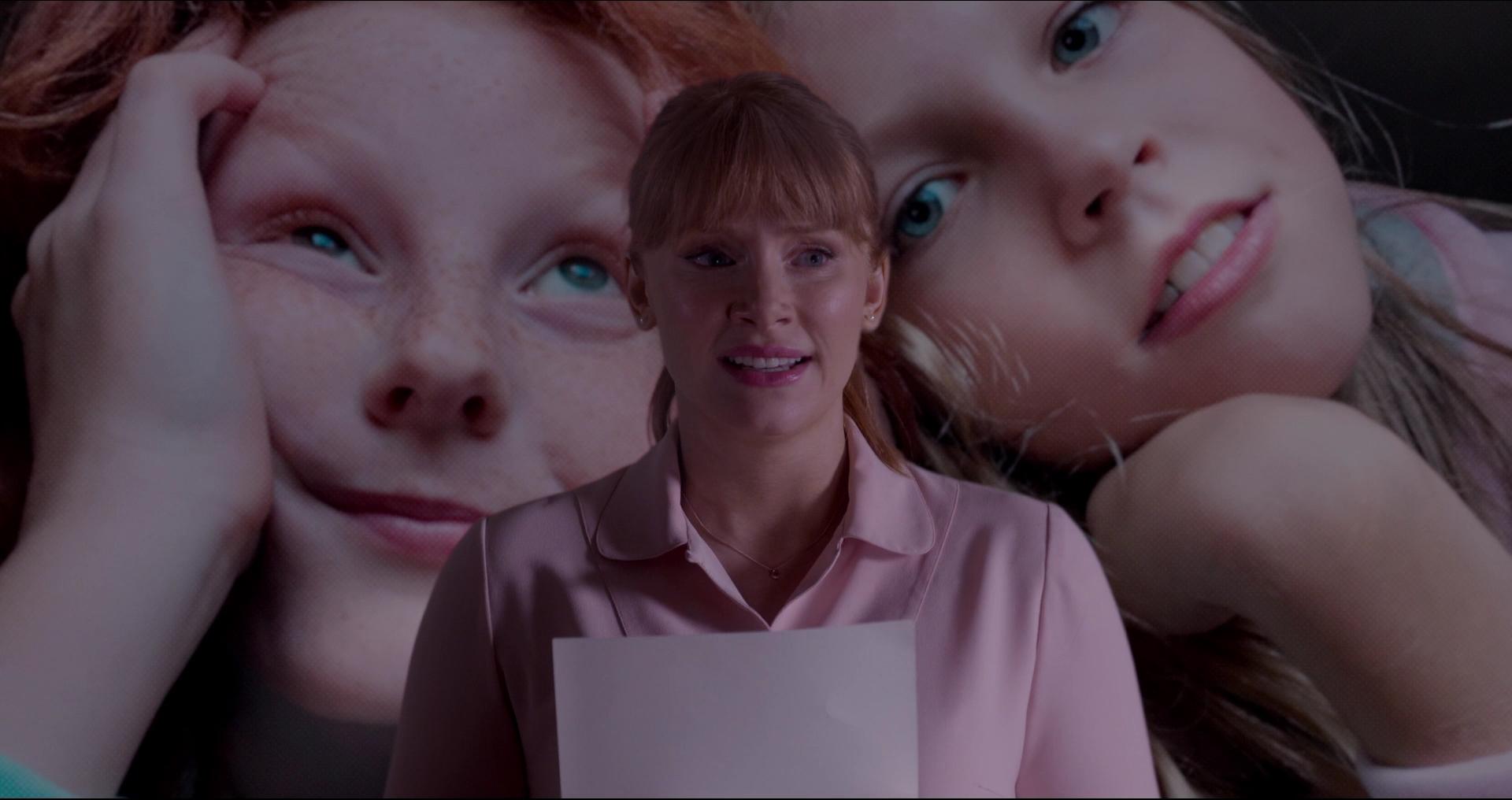 BlackMirror_28151429.jpg BlackMirror_28151429.jpg