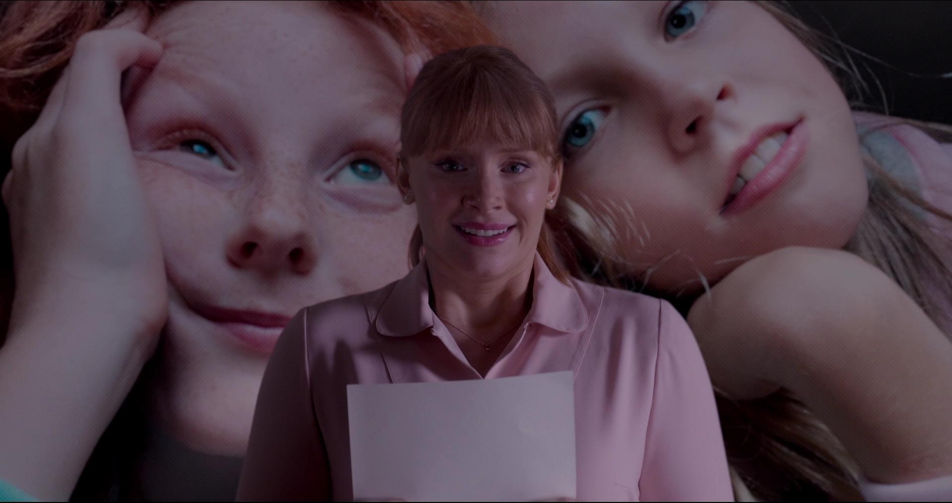 BlackMirror_28151529.jpg