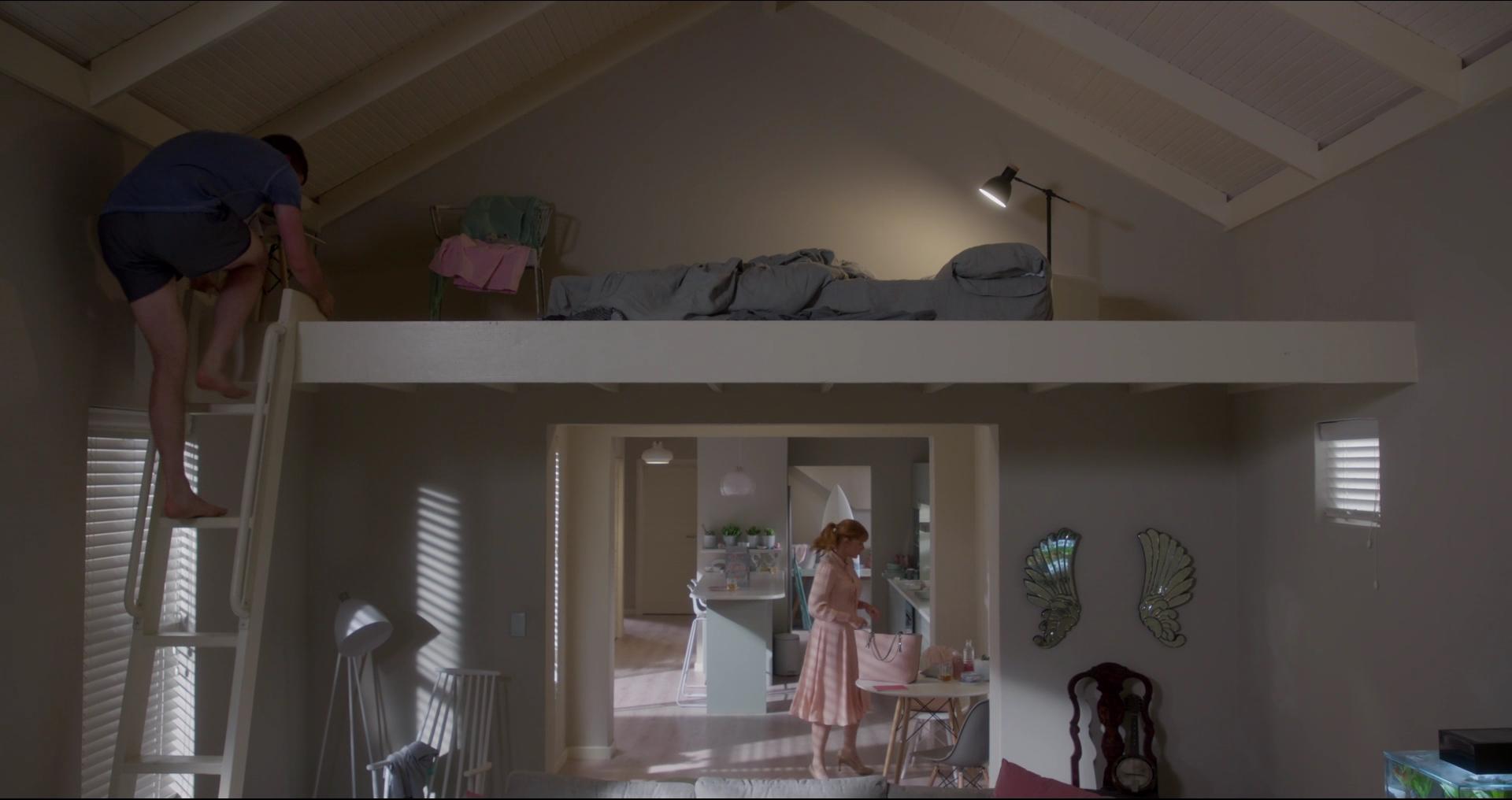 BlackMirror_2815429.jpg