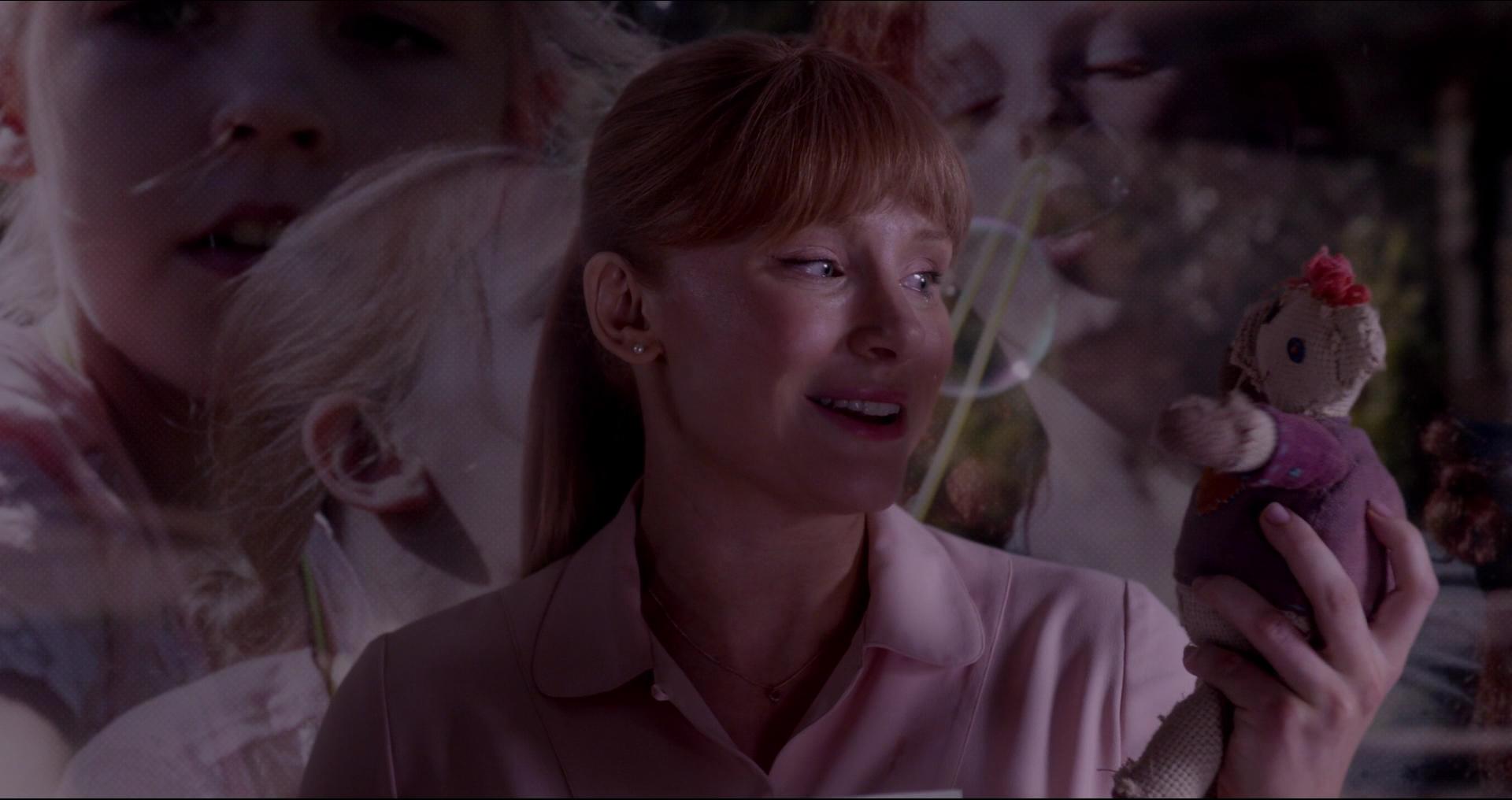 BlackMirror_28159529.jpg