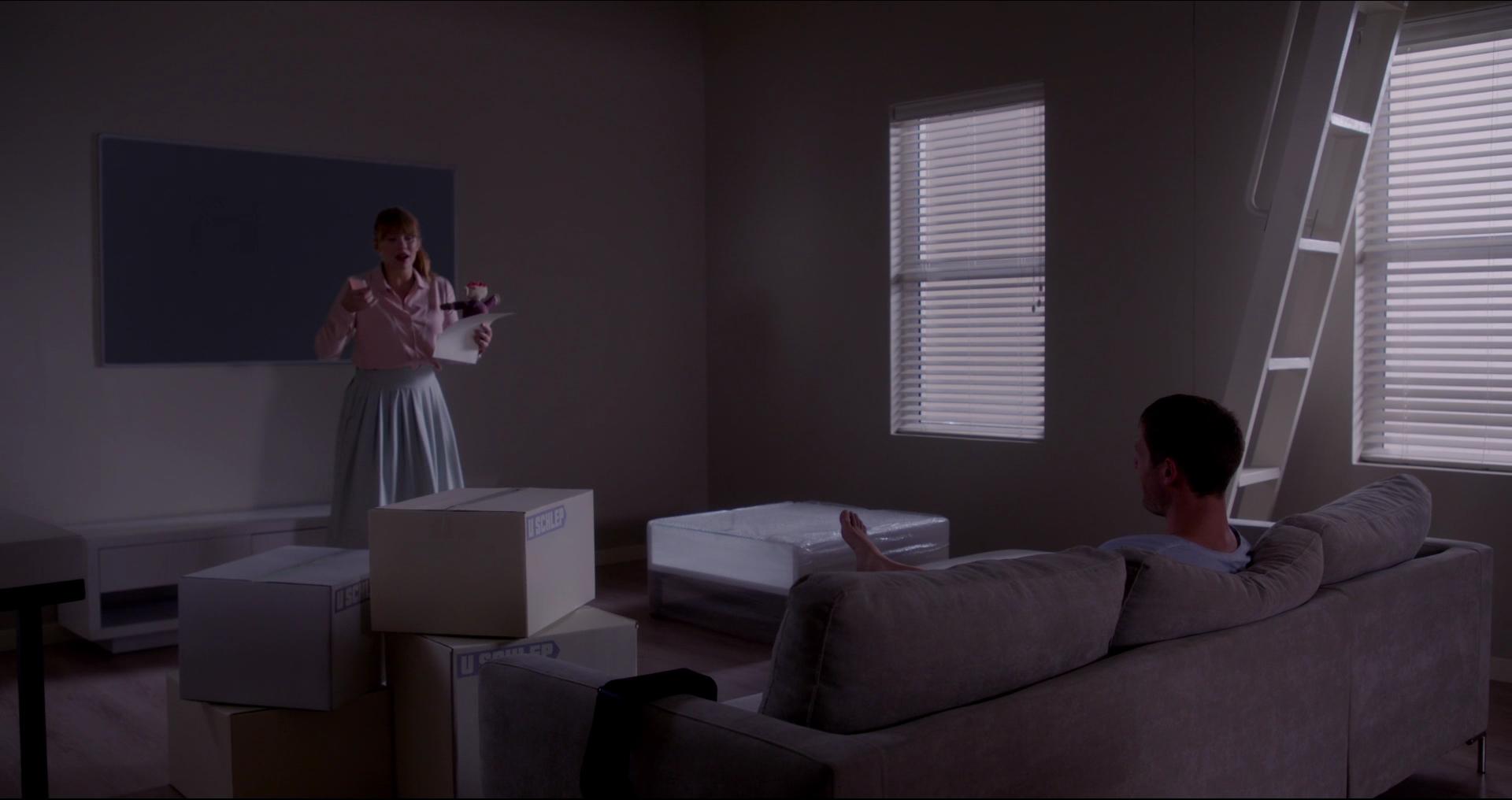 BlackMirror_28165729.jpg
