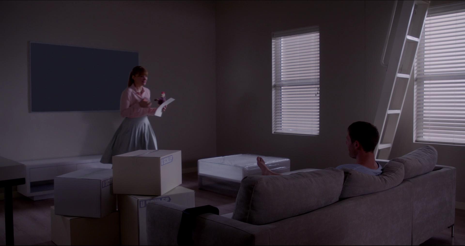 BlackMirror_28165829.jpg